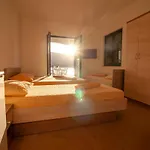 Appartement Anteo Uz Plazu Sa Privatnim Parkingom Neum