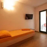 Appartement Anteo Uz Plazu Sa Privatnim Parkingom *