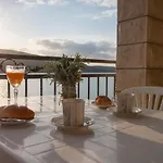 Anteo Uz Plazu Sa Privatnim Parkingom Neum