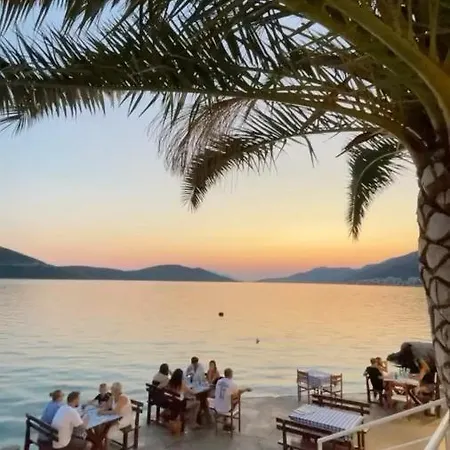 Appartamento Anteo Uz Plazu Sa Privatnim Parkingom