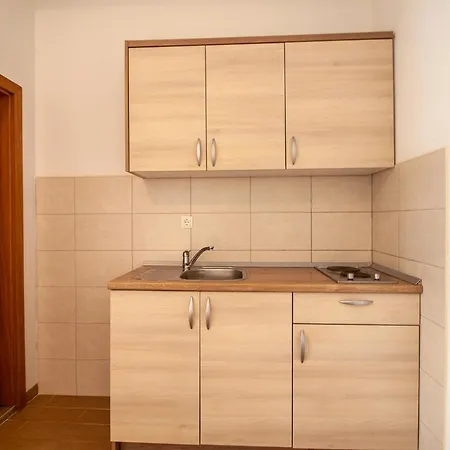 Anteo Uz Plazu Sa Privatnim Parkingom Apartment *