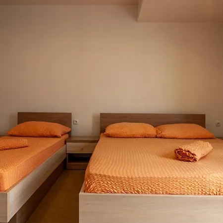 Anteo Uz Plazu Sa Privatnim Parkingom Apartment Neum