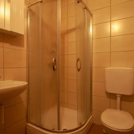 Anteo Uz Plazu Sa Privatnim Parkingom * Neum