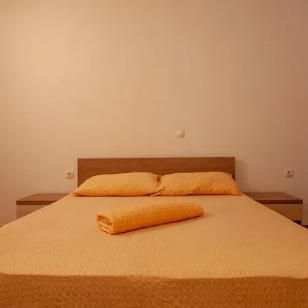 Apartment Anteo Uz Plazu Sa Privatnim Parkingom *