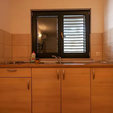 Anteo Uz Plazu Sa Privatnim Parkingom Apartment *